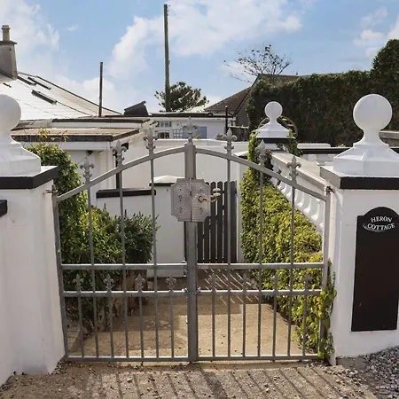 Heron Cottage Holiday home *